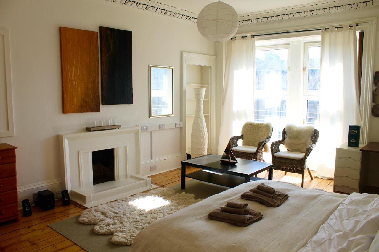 אדינבורו Lothian Road - Castle View Apartment מראה חיצוני תמונה